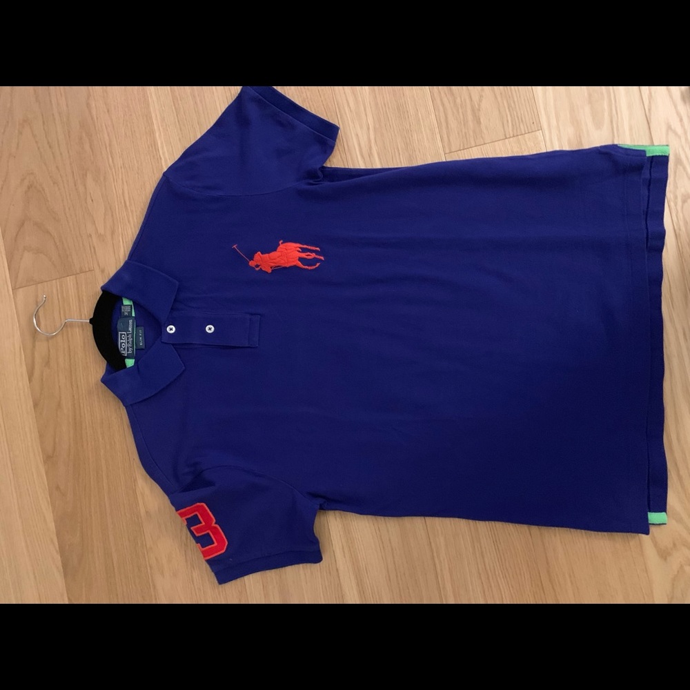 Ralph Lauren Polo - Medium Slim Fit - Never Worn